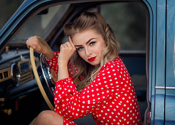 Red dress, woman model, pretty, blonde HD wallpaper