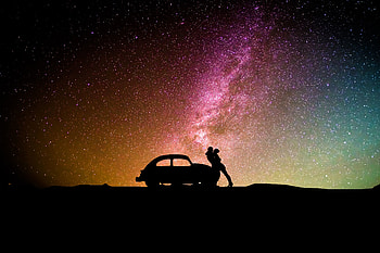Silhouettes, couple, car, milky way, hug HD wallpaper