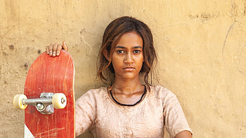 Rachel Saanchita Gupta, Girl Skateboarding HD wallpaper