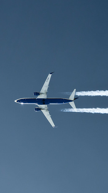 Ryanair, Boeing 737 aircraft, Low-cost carrier, Budget travel HD phone wallpaper