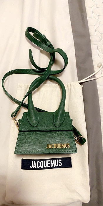 Jacquemus, Le Chiquito bag, Online marketplace, Fashion accessory HD phone wallpaper