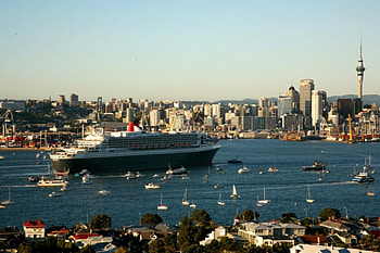 *** The ship in the bay ***, sea, ship, boats, bay, ocean HD wallpaper