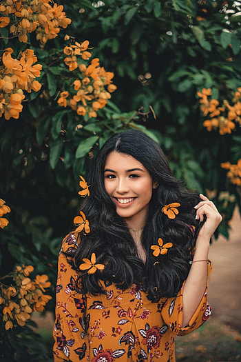Pretty woman, smile hoot HD phone wallpaper