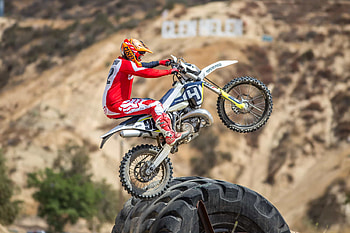 Husqvarna Auto, Smoker motocross, Fuel-injected two-stroke, Enhanced performance HD wallpaper