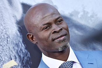 Djimon Hounsou, King Arthur film, Acting talent, Discussing the craft HD wallpaper