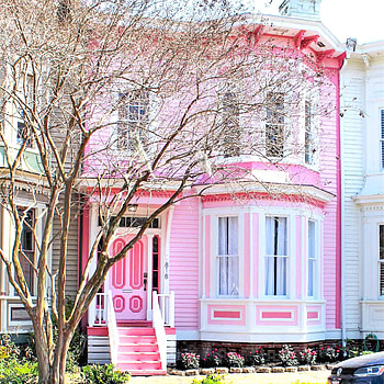 Best Airbnbs in Savannah, Gringa Journeys HD phone wallpaper