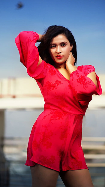Mannara Chopra, Tollywood Heroine HD phone wallpaper