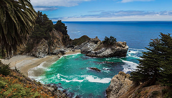 Pacific Coast Highway's allure, que road trip, Highway , Coastal charm HD wallpaper