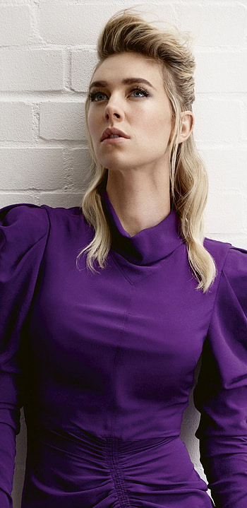Violet dress, Vanessa Kirby HD phone wallpaper