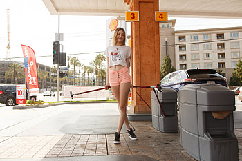 Cute Girl In Gas Station, girls, model, cute HD wallpaper