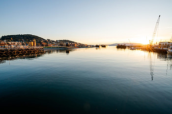 Lummi Island landmark, Bellingham waterfront, Waypoint Park, New beach HD wallpaper