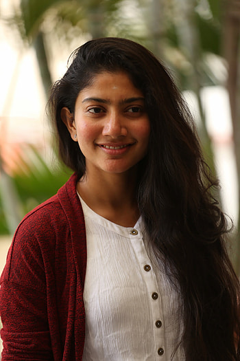 Sai Pallavi actress, rrr, saipallavi, surya, dhanush, maari, tollywood, kgf, anime, indian HD phone wallpaper