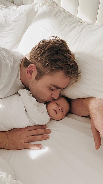Mom Papa, Father Love Baby HD phone wallpaper