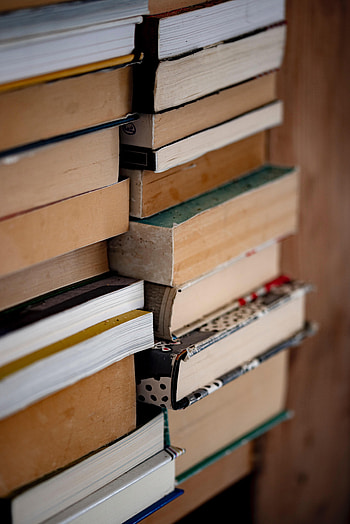 Books, Macro, Miscellanea, Miscellaneous, Page, Pages, Shelf HD phone wallpaper