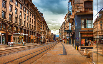sunday morning in the city r, city, street, tracks, r, empty HD wallpaper