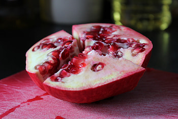 Food, Fruit, Slice, Section, Garnet, Pomegranate, Juicy HD wallpaper