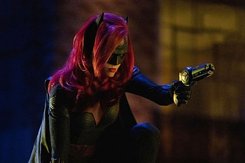 Batwoman In Elsewords Arrowverse, batwoman, superheroes, tv-shows HD wallpaper