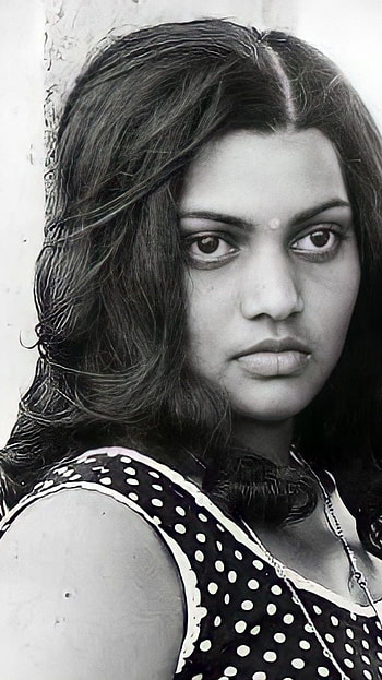 Silk Smitha, multilingual actress HD phone wallpaper