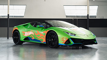 Lamborghini Huracan Evo Spyder Hot Wheels Mimo 2022 Car 2 Cars HD wallpaper