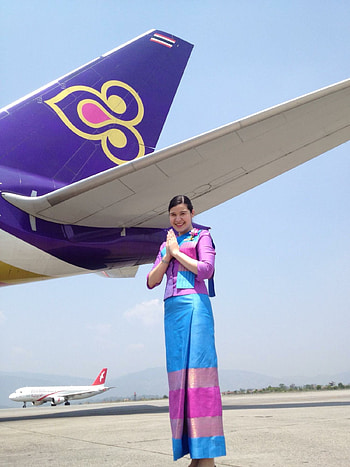 Thai Airways International, Cabin crew, Friendly service, Cabinas HD phone wallpaper