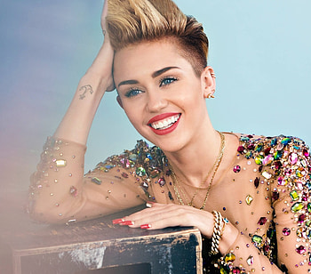 Red lips, smile, Miley Cyrus HD wallpaper