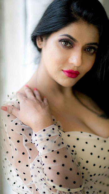 RESHMA PASUPULETI, malayalam actress HD phone wallpaper