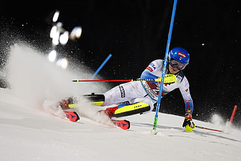 Slalom sports, Sky Sport Austria, Through the arches, Sports archive HD wallpaper