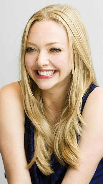 Amanda Seyfried movies, Celebrity, Actress HD phone wallpaper