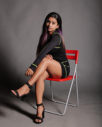 Suhana Khan, footwear, lip HD phone wallpaper