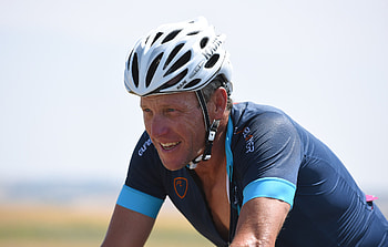Lance Armstrong, Mallorca cycling tour, Exclusive experience, Cycling enthusiasts HD wallpaper