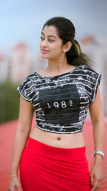 Tejiswini prakash, kannada actress HD phone wallpaper