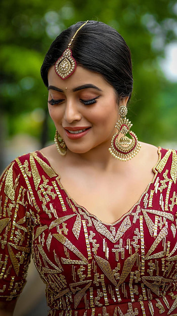 Poorna kasim, telugu actress, model HD phone wallpaper