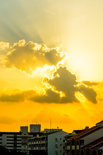 Cities, Clouds, City, Building, Beams, Rays, Sunlight HD phone wallpaper