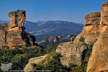Belogradchik's rocks, graphy, green, bulgaria, rocks, mountain HD wallpaper
