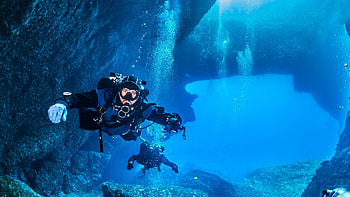 Ikaria diving, Greek diving paradise, Underwater exploration, Mediterranean wonders HD wallpaper