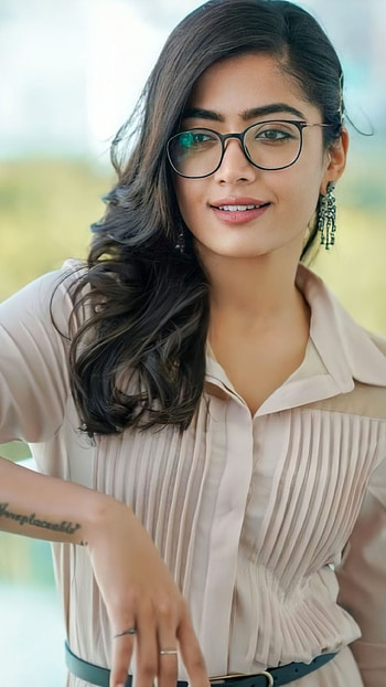 Rashmika mandanna - Top Best Rashmika mandanna &Background , Rashmika HD phone wallpaper
