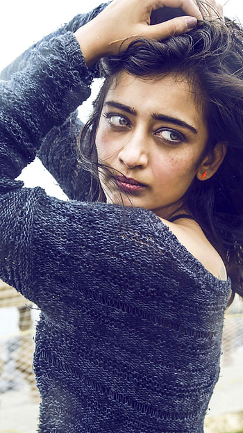 Akshara hassan, bollywood actress HD phone wallpaper
