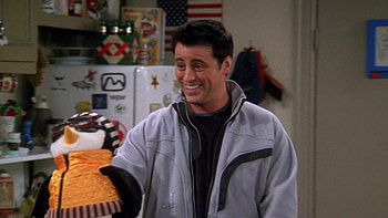 Foursquare jacket, Friends Season 9, Episode 17, Memorial service HD wallpaper