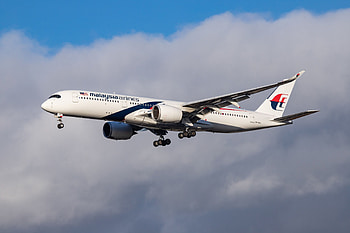 Malaysia Airlines, Airbus A350, Business class, Luxury travel HD wallpaper