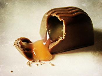 Chocolate, brown, filling, Sweets, candy HD wallpaper