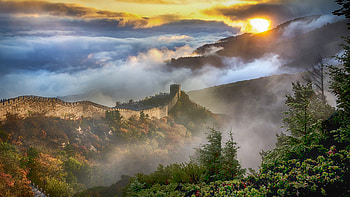Beauty and the Beast, Great Wall wind chimes, resolution, Captivating scene HD wallpaper