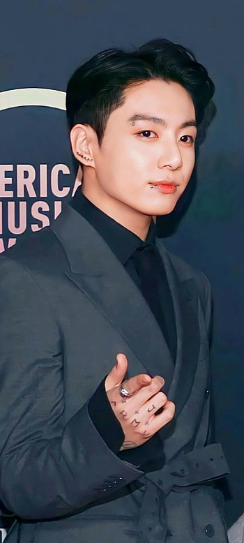 Jungkook, BTS, King, Lip piercing, Eyebrow piercing, Man HD phone wallpaper