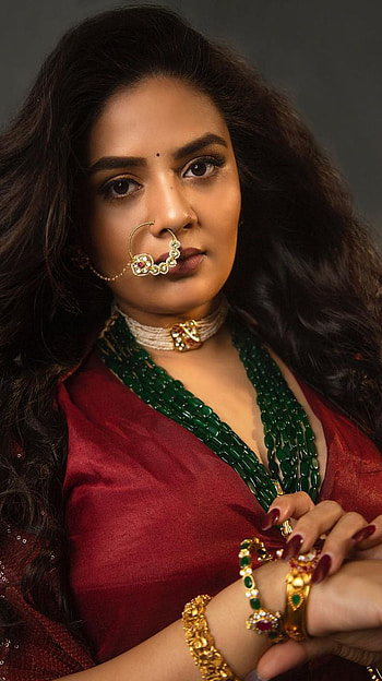 Sreemukhi, telugu actress, model HD phone wallpaper