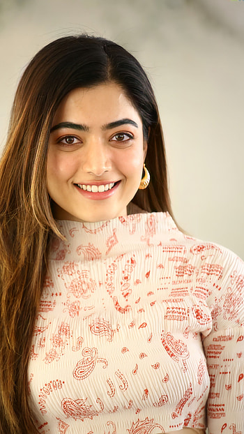 Rashmika mandanna, telugu actress HD phone wallpaper