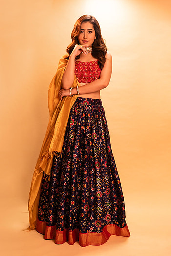 Rashi khanna, fashion design, performing arts HD phone wallpaper
