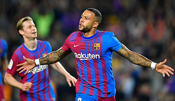 Memphis Depay goal, Barcelona match highlight, Exciting sports moment, Soccer action HD wallpaper