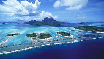 76 Great Barrier Reef , Captivating underwater scenes, Diverse marine life, Vibrant coral reefs HD wallpaper