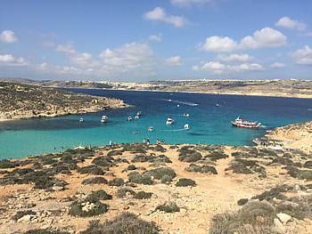 Comino Island, Loop walk, Hiking route HD wallpaper