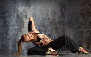Hip-hop Dance, Women dancers, Sensual movements, Hip-hop culture HD wallpaper
