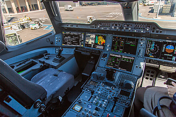 Airbus A350 XWB Cockpit ... HD wallpaper